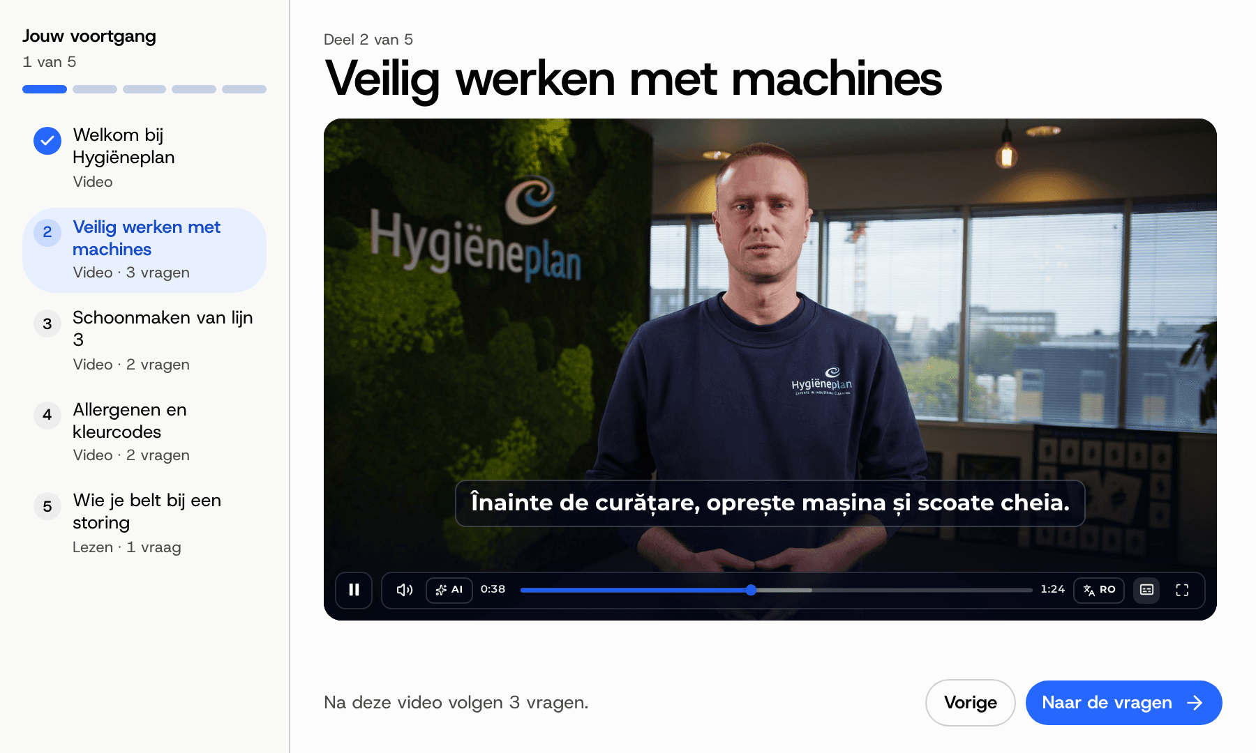 Een module met een video en de aankondiging van twee vragen